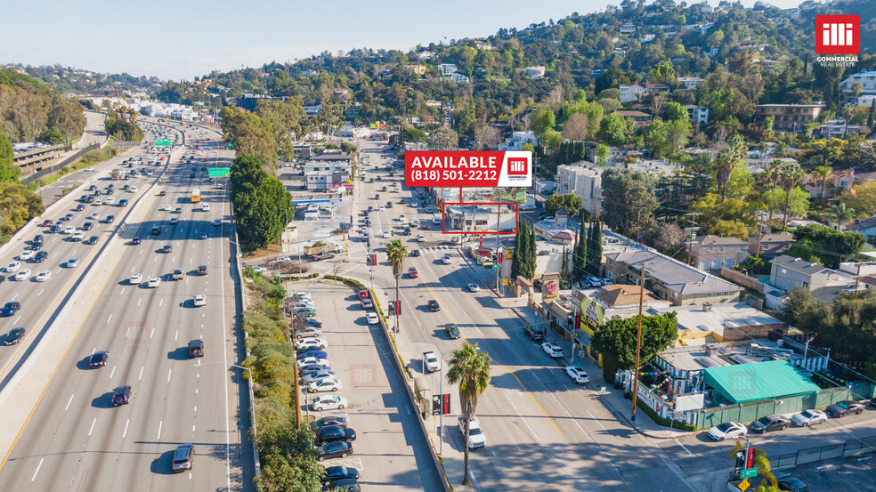 3797 Cahuenga Blvd, Studio City, CA à louer - A rien - Image 3 de 7