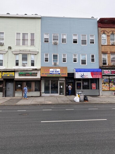 1424 Flatbush Ave, Brooklyn, NY à louer - Photo du bâtiment - Image 1 de 8