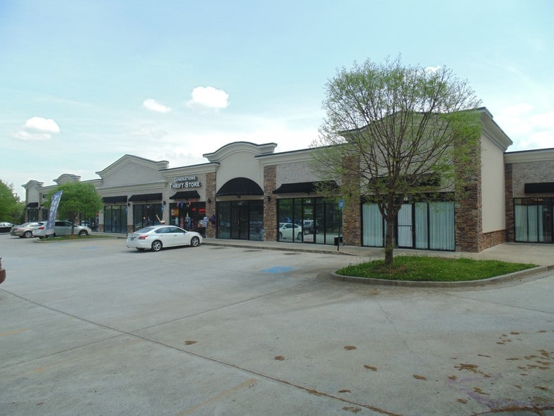 1735 NW Old 41 Hwy, Kennesaw, GA for lease - Building Photo - Image 3 of 6