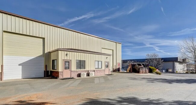 Plus de détails pour 6724 Corsair Ave, Prescott, AZ - Industriel à louer