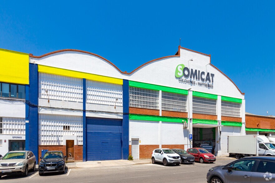 112 Carrer del Crom, L'Hospitalet de Llobregat, Barcelona for sale - Primary Photo - Image 1 of 6
