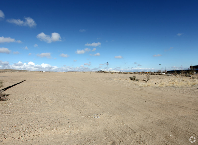 10705 Central Ave NW, Albuquerque, NM for sale - Primary Photo - Image 1 of 1