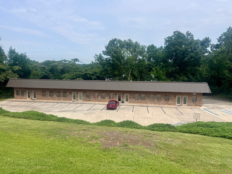 2050 Oak Mountain Dr, Pelham, AL for sale - Building Photo - Image 3 of 19