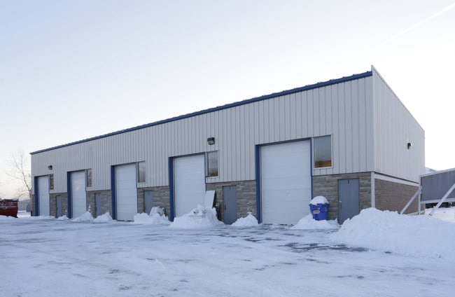 More details for 138 Wescar Ln, Ottawa, ON - Flex for Lease