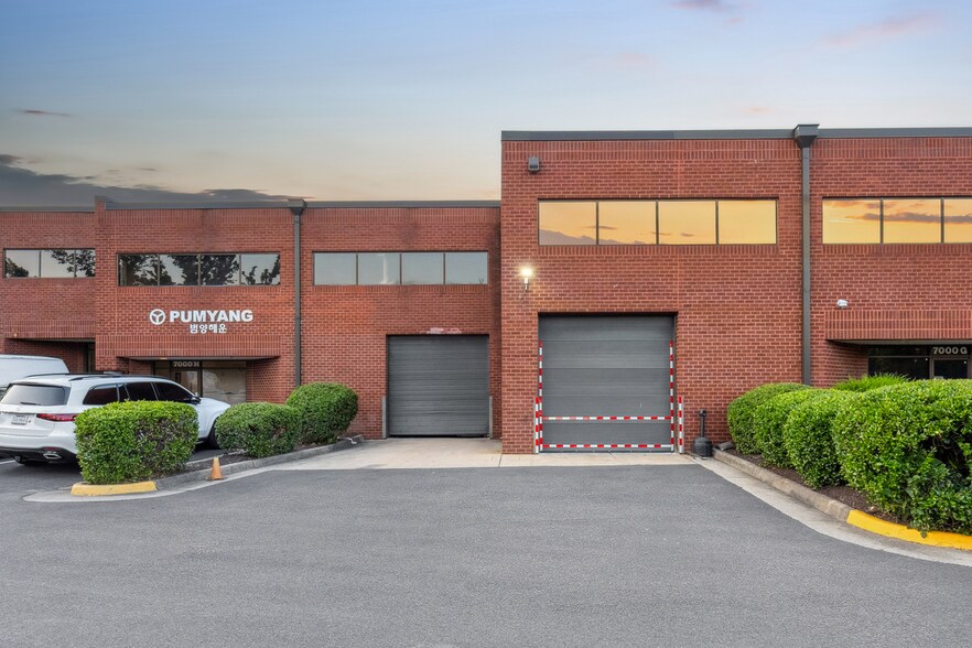 7000 Newington Rd, Lorton, VA à louer - Photo du bâtiment - Image 3 de 19