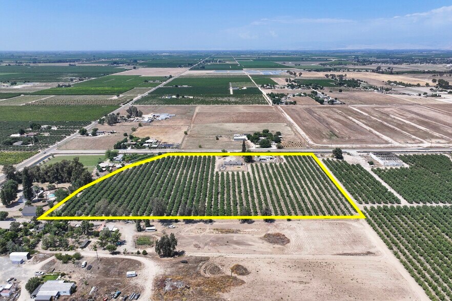 12171 E Huntsman Ave, Selma, CA à vendre - Photo du bâtiment - Image 2 de 12