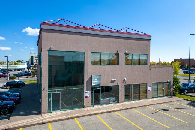 Plus de détails pour 3393 26th Ave NE, Calgary, AB - Commerce de détail à louer