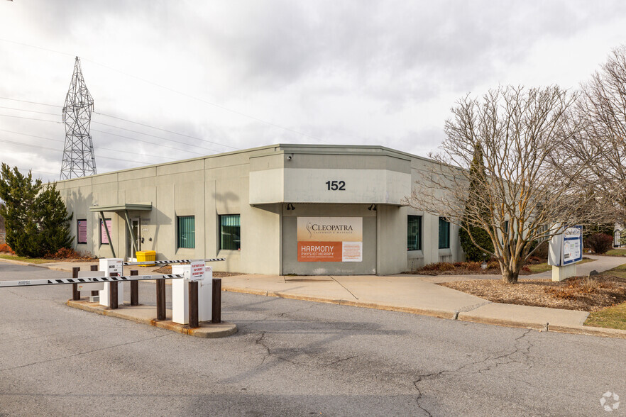 152 Cleopatra Dr, Ottawa, ON for lease - Primary Photo - Image 1 of 3