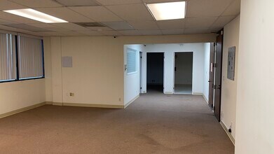 22122-22126 Sherman Way, Canoga Park, CA for lease Interior Photo- Image 1 of 5