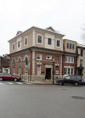 More details for 17 Veterans Sq, Media, PA - Office for Sale