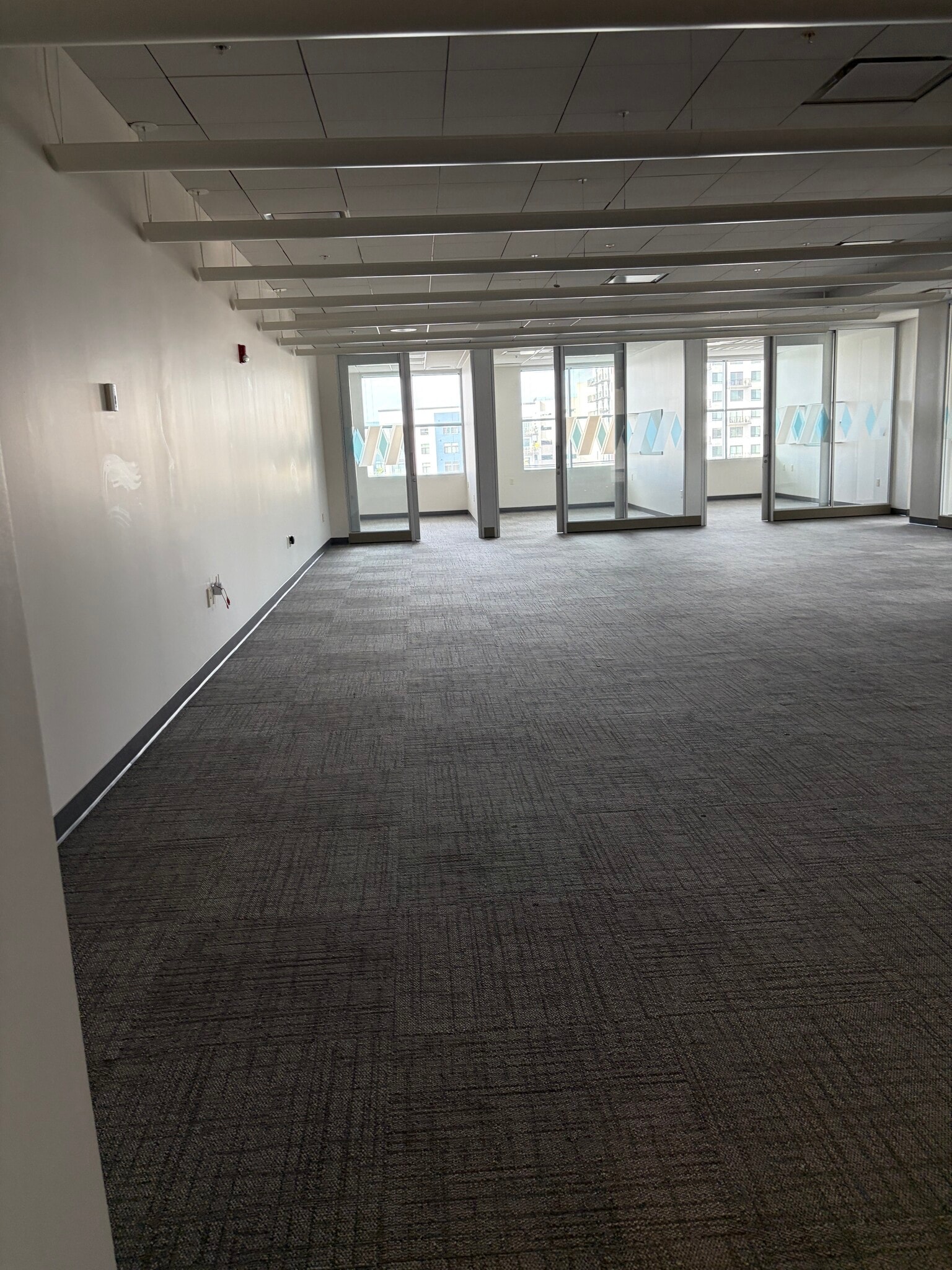 245 Riverside Ave, Jacksonville, FL à louer Photo intérieure- Image 1 de 8