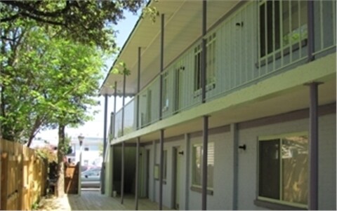 2019 E Ocean View Ave, Norfolk, VA à vendre - Photo du bâtiment - Image 2 de 2