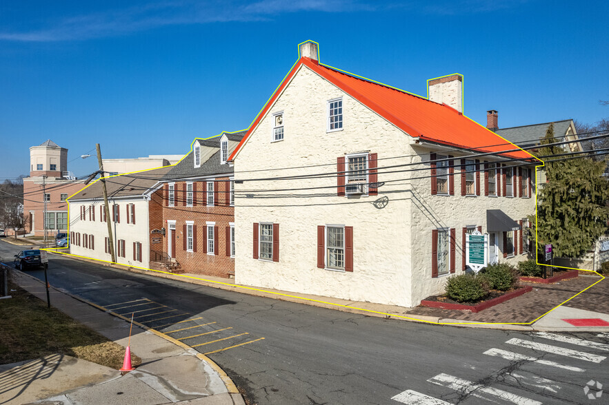 9 Main St, Flemington, NJ à vendre - Photo du bâtiment - Image 1 de 1