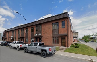 5100-5120 Rue Eadie, Montréal, QC for lease Interior Photo- Image 1 of 1