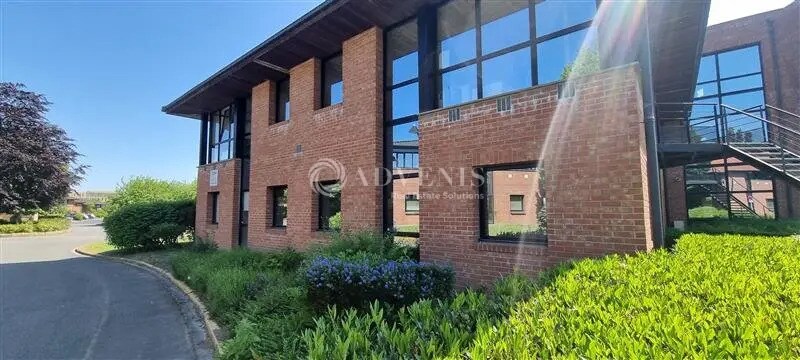 Bureau dans Lezennes à louer - Photo du bâtiment - Image 2 de 7