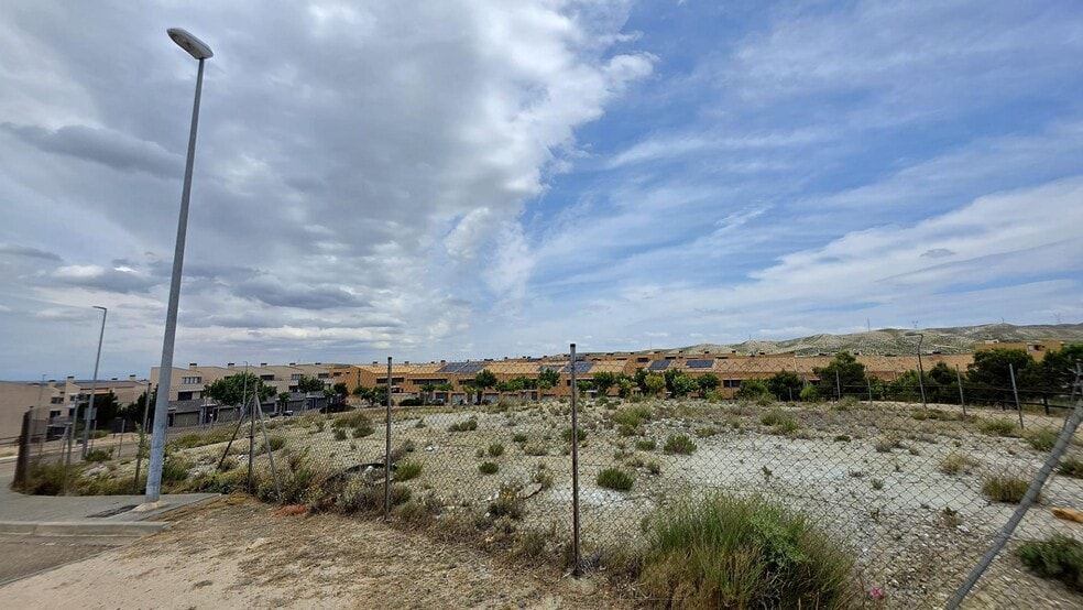 Calle Italia, Cuarte de Huerva, Zaragoza for sale - Aerial - Image 2 of 4