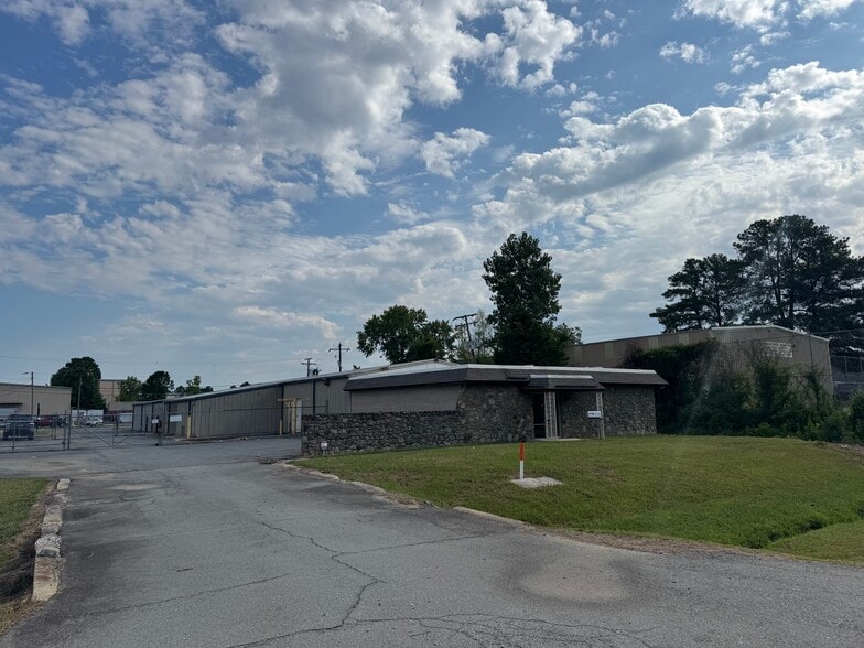 6619 Young Rd, Little Rock, AR for sale - Building Photo - Image 2 of 8