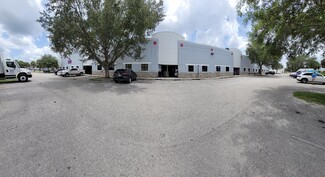 Plus de détails pour 5565 Lee St, Lehigh Acres, FL - Flex à louer