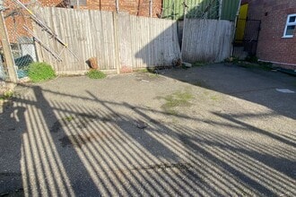Oxen Rd, Luton for lease Building Photo- Image 2 of 3