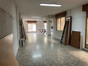 Retail in Madrid, Madrid for lease Interior Photo- Image 2 of 7