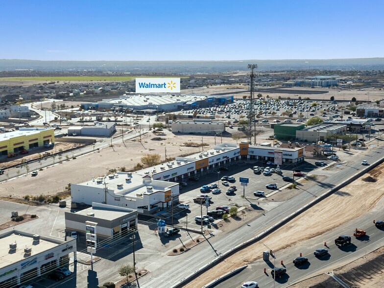 14010-14020 Horizon Blvd, El Paso, TX à louer - Photo du bâtiment - Image 3 de 7