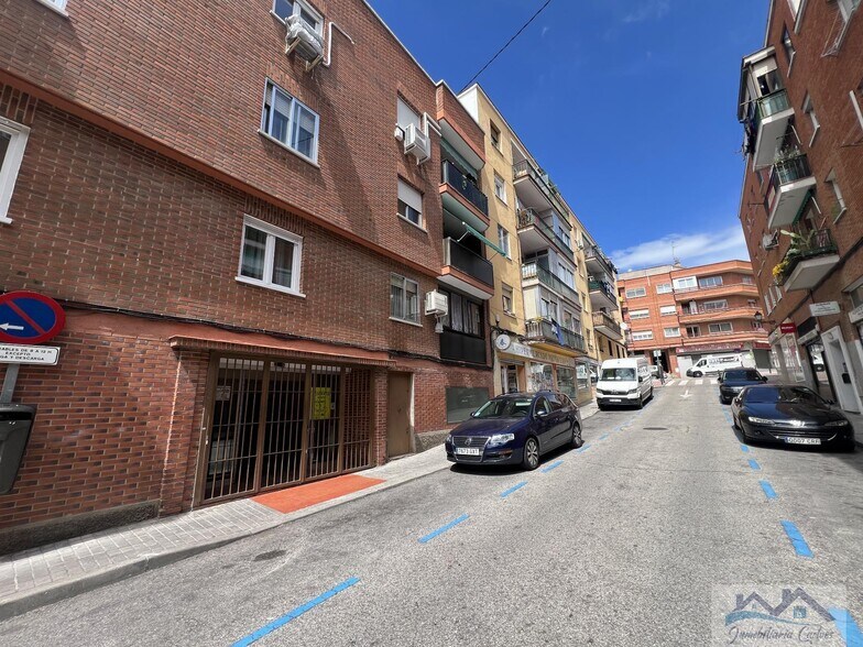 Retail in Boadilla del Monte, Madrid for lease - Building Photo - Image 2 of 2