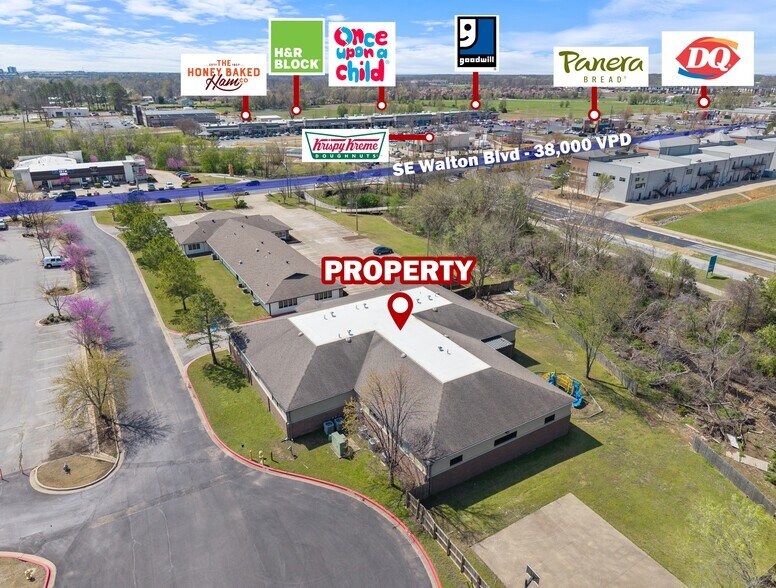 2003 SE Walton Blvd, Bentonville, AR à louer - Photo du bâtiment - Image 3 de 22
