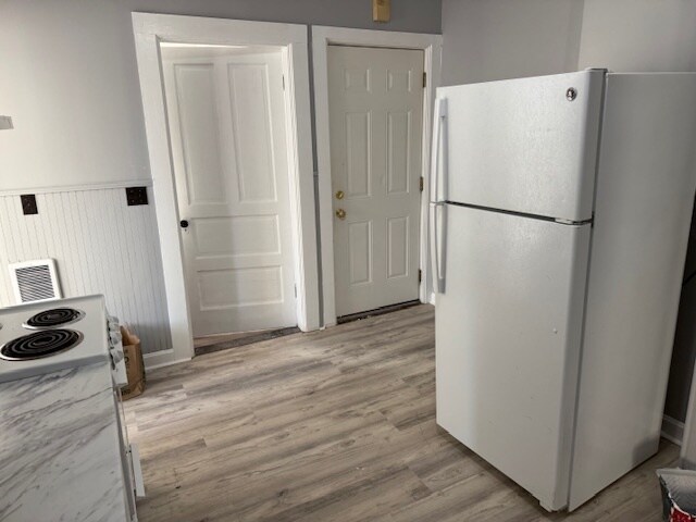 51 Pleasant St, Leominster, MA à vendre - Photo intérieure - Image 3 de 8