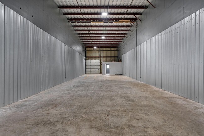 More details for 5905 Financial Plz, Shreveport, LA - Industrial for Lease