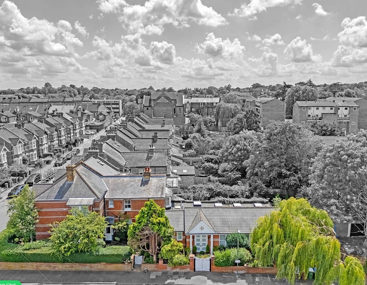 23 Hamilton Road, Sidcup for sale - Primary Photo - Image 1 of 3