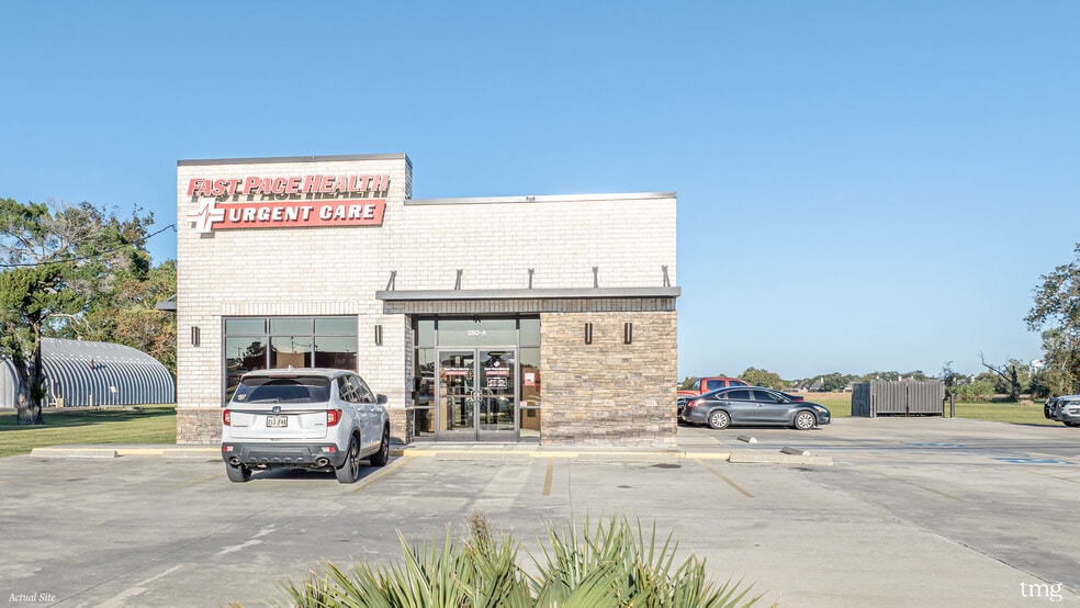 280A Rees St, Breaux Bridge, LA à vendre - Photo du bâtiment - Image 3 de 5