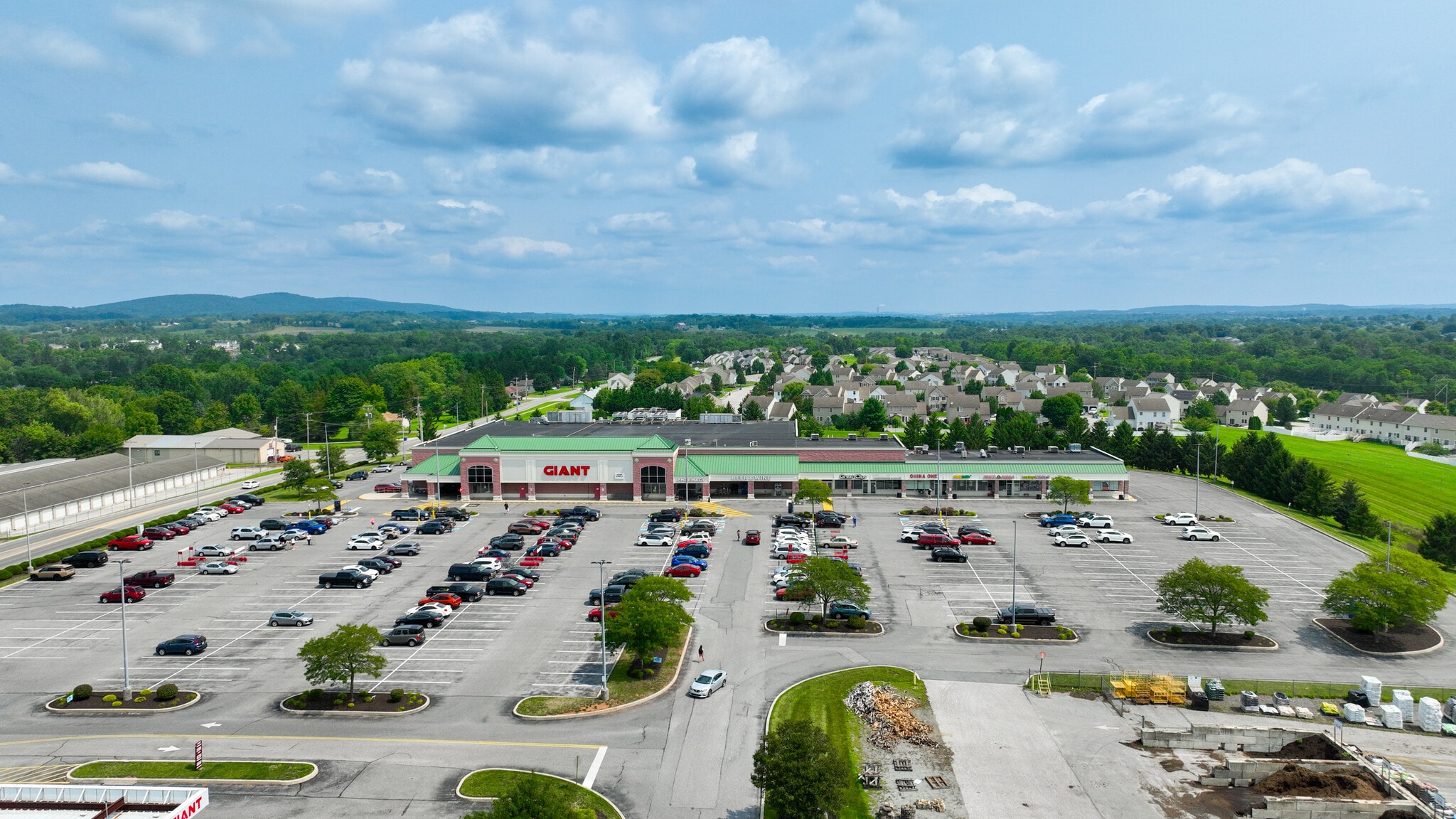 2130-2152 Palomino Rd, Dover, PA for lease Building Photo- Image 1 of 2