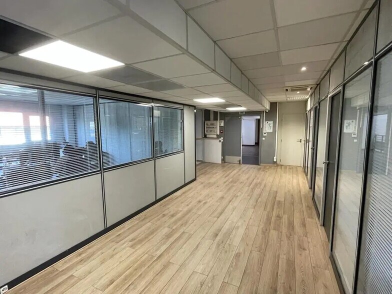 Bureau dans Marseille à louer - Photo intérieure - Image 3 de 6