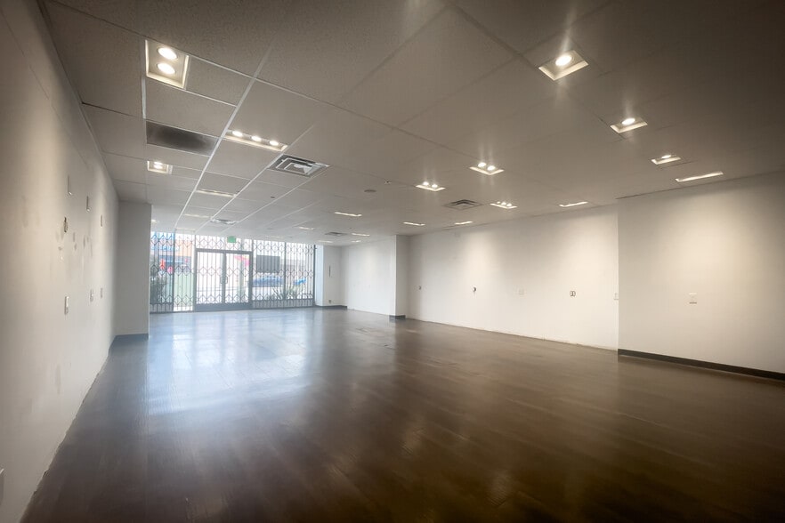 8632 S Sepulveda Blvd, Los Angeles, CA for lease - Interior Photo - Image 1 of 19