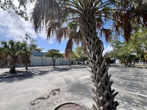 2606 Fairfield Ave S, Saint Petersburg, FL à louer Photo intérieure- Image 2 de 14