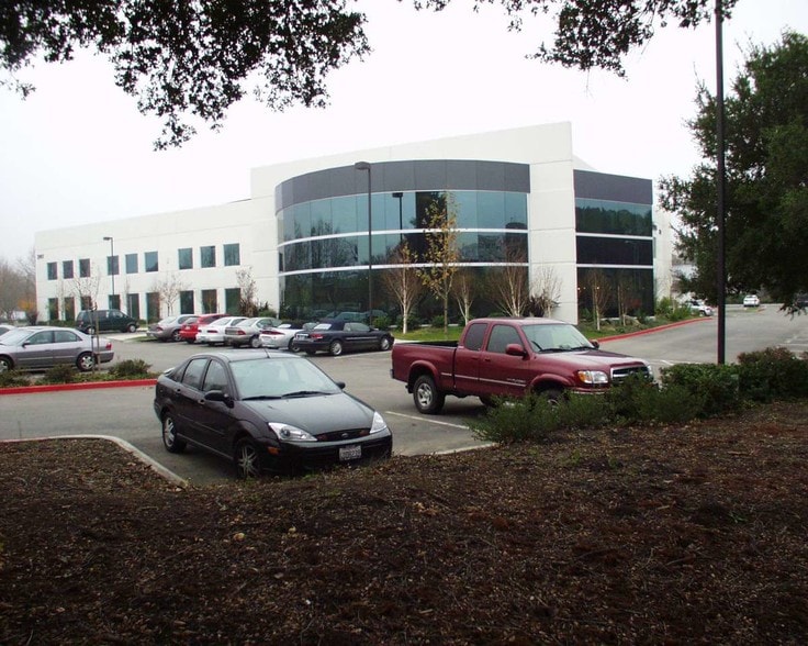 2001 Crow Canyon Rd, San Ramon, CA à louer - Photo du bâtiment - Image 2 de 4