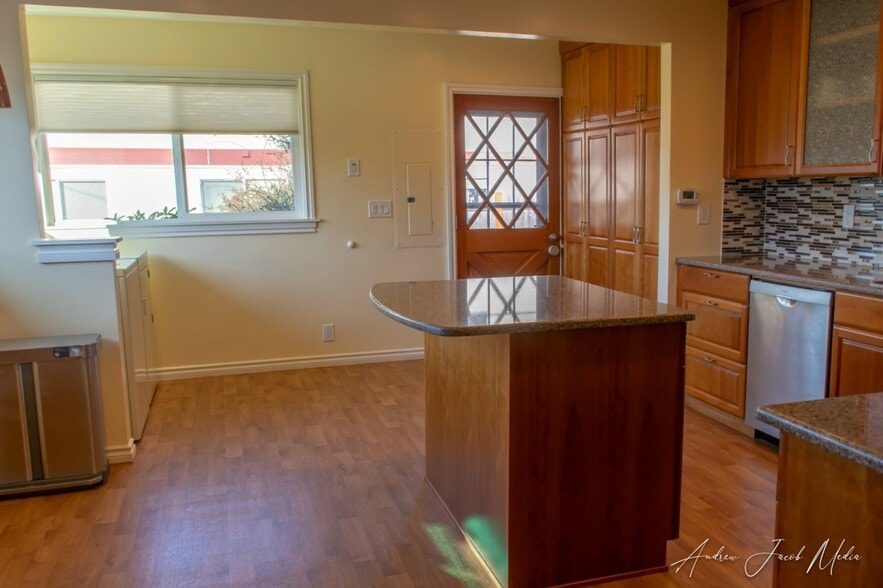 436 Wells Ave N, Renton, WA for sale - Building Photo - Image 3 of 15