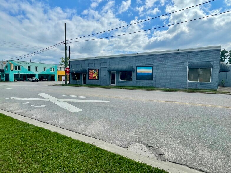 2108 State St, Cayce, SC à louer - Photo du bâtiment - Image 3 de 7