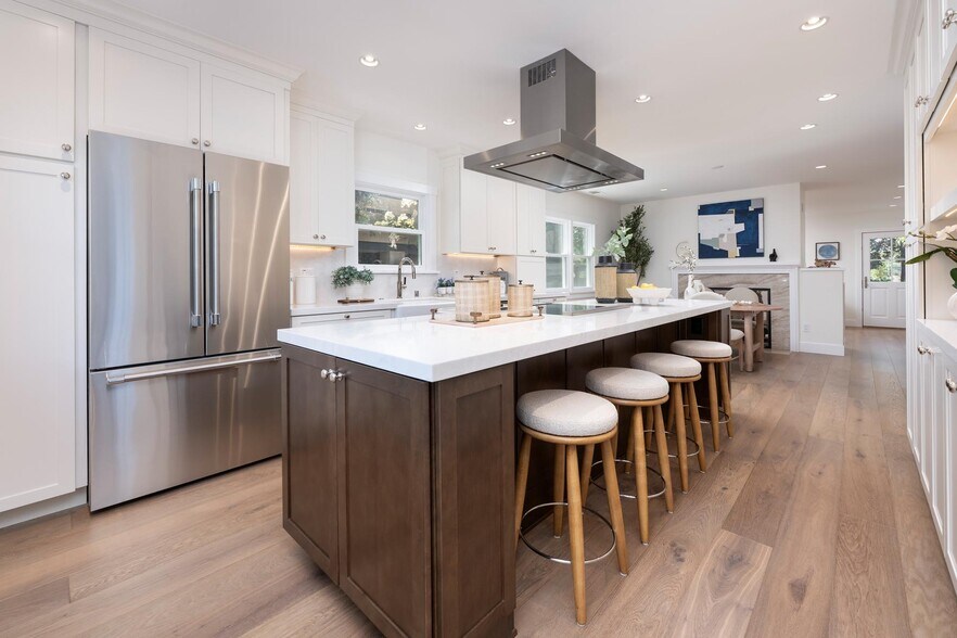 235 Alma St, Palo Alto, CA à vendre - Photo du bâtiment - Image 2 de 7