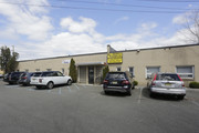 82 Midland Ave, Saddle Brook NJ - Warehouse