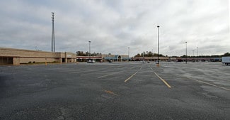 More details for 100 Siler Xing, Siler City, NC - Retail for Lease