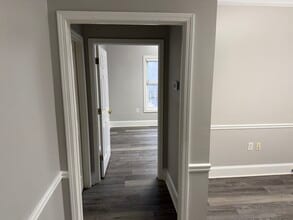 1290 Kennestone Cir, Marietta, GA à louer Photo intérieure- Image 2 de 6