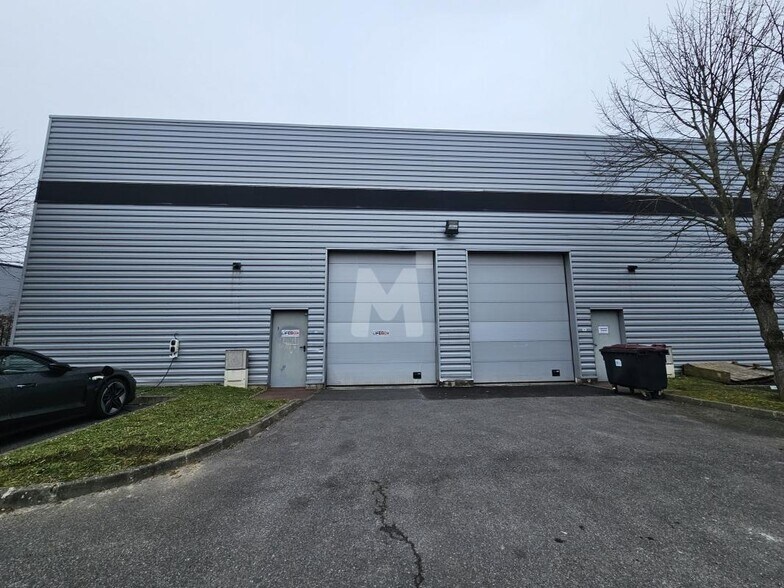 Flex in Lisses for lease - Building Photo - Image 2 of 11