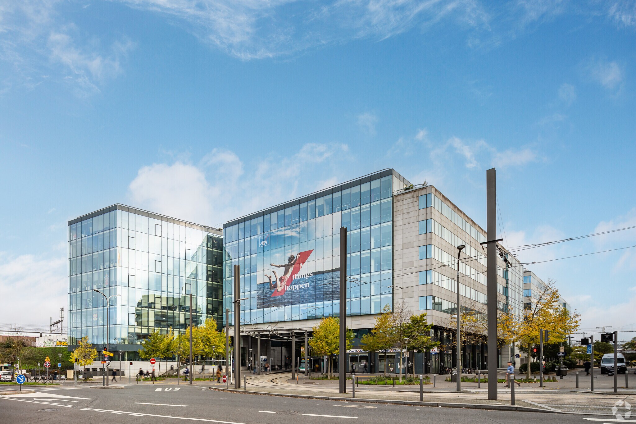 Office in Châtillon for lease Primary Photo- Image 1 of 14