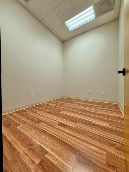 820 E El Camino Real, Mountain View, CA for lease - Interior Photo - Image 3 of 5