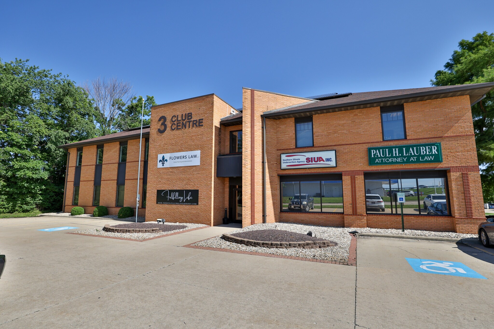 3 Club Centre Ct, Edwardsville, IL à louer Photo du bâtiment- Image 1 de 16