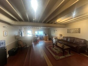 1727 Ashley River Rd, Charleston, SC à louer Photo intérieure- Image 1 de 6