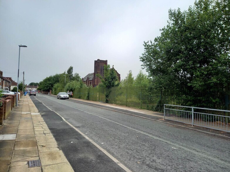 Southdean Rd, Liverpool à vendre - Photo du bâtiment - Image 2 de 5