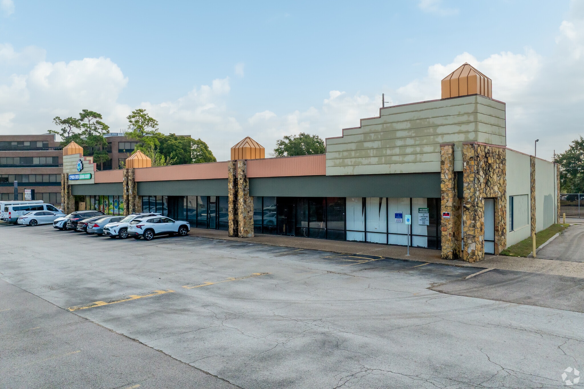 4051 Fm 1960 Rd W, Houston, TX for lease Building Photo- Image 1 of 4
