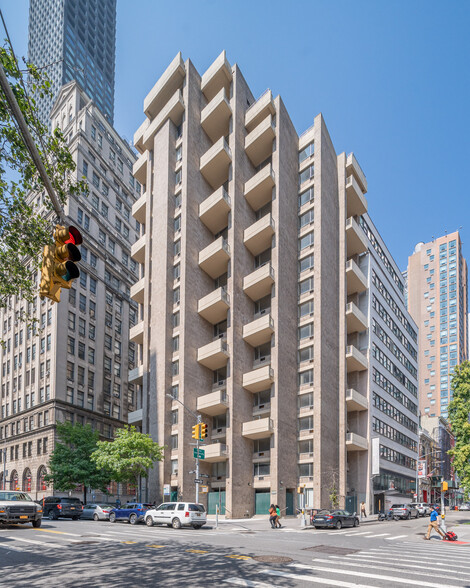 69 Gold St, New York, NY for sale - Building Photo - Image 1 of 19